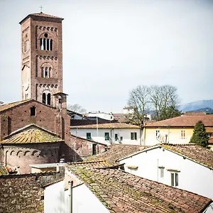 https://il-rifugio-degli-innamoratidi-lucca.it-tuscanyhotel.com
